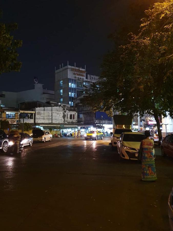 Baan Wualamphong บ้านวัวลำพอง Bangkok Eksteriør billede